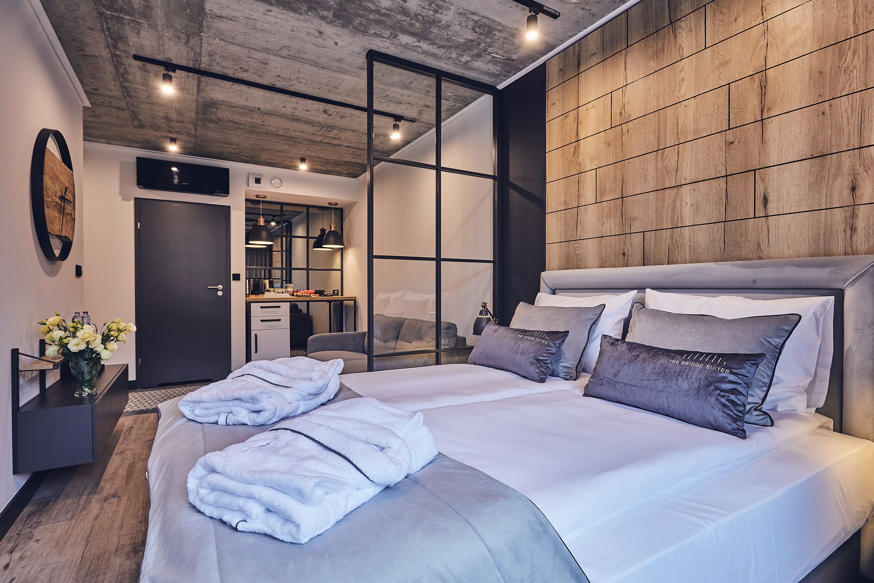 THE BRIDGE SUITES